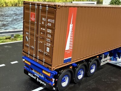 WSI WSI Scania 143H streamline met 3-as flexcontainer oplegger + 40ft. container WILBERT KUIPERS