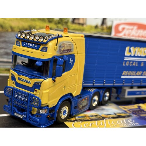 Tekno Tekno Scania Next Gen S with 3-axle curtainside trailer LYNDA'S TRANSPORT