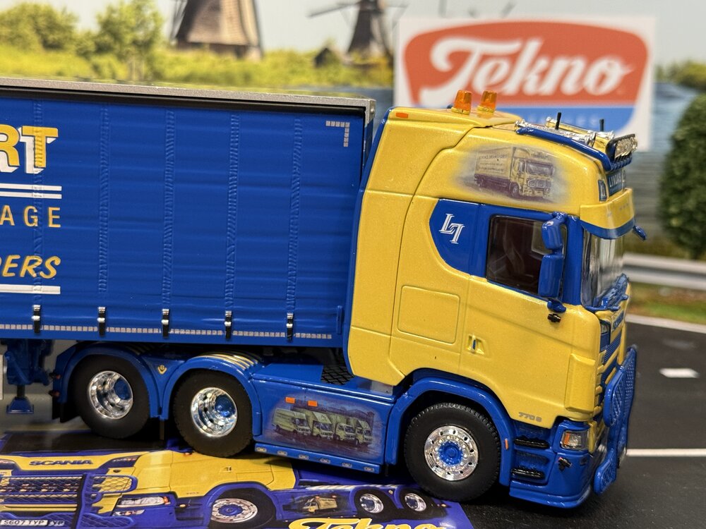 Tekno Tekno Scania Next Gen S met 3-assige schuifzeilenoplegger LYNDA'S TRANSPORT