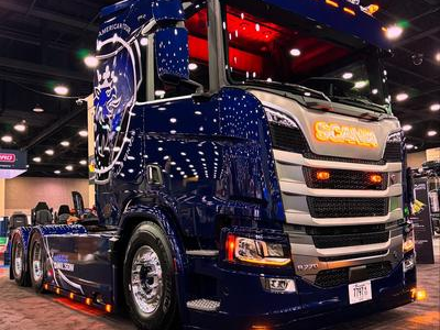 Tekno Tekno Scania NGR normal roof 6x4 in plastic display BRUCE WILSON