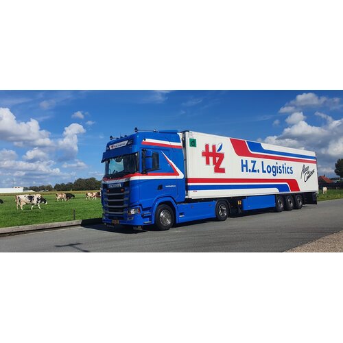 Tekno Tekno Scania NGS Highline with 3-axle reefer trailer (scale 1:87) HZ LOGISTICS