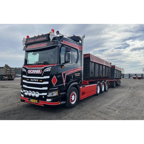 WSI WSI Scania R Normal 8x4 with 7-axle  cable system + 2x 15m3 container + cover ANDERS LAURITZEN