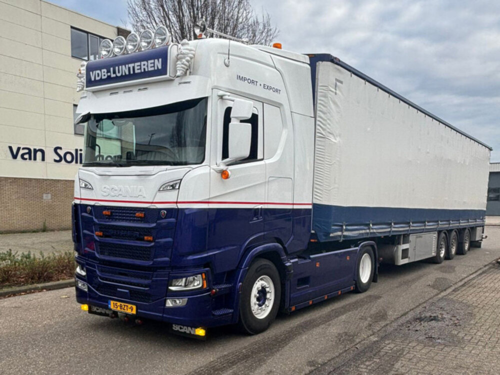 WSI WSI Scania S Highline 4x2 +with 3-axle box trailer VDB LUNTEREN