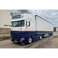 WSI Scania S Highline 4x2 met 3-assige box trailer VDB LUNTEREN