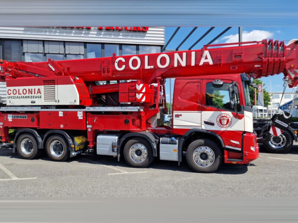 WSI WSI Volvo FMX sleeper cab 8x4 Liebherr LTF 1060-4.1 COLONIA