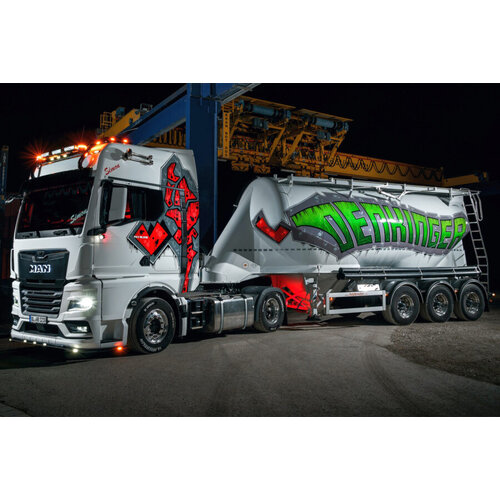 WSI WSI MAN TGX GX 4x2 met 3-assige bulk trailer DENKINGER