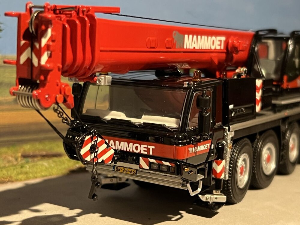 Mammoet store WSI Faun ATF 70G mobile crane MAMMOET