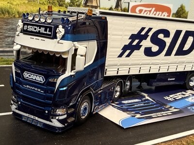 Tekno Tekno Scania NGR Highline 6x2 with 3-axle tautliner SID HILL
