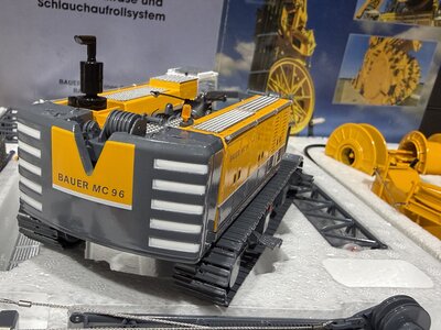 Bymo Bymo Scalemodels BAUER MC96 with BC35 HDS-T CRAWLER CRANE