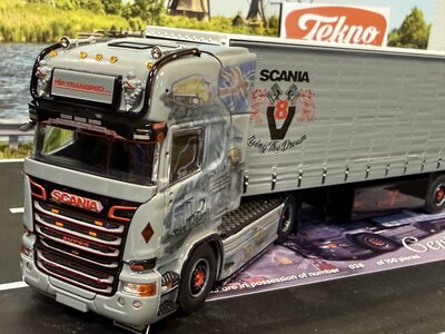 Tekno Tekno Scania R-serie Streamline met 3-axle curtainside trailer HP TRANSPED