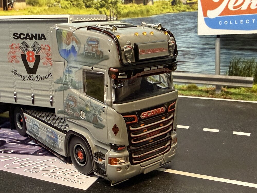Tekno Tekno Scania R-serie Streamline met 3-axle curtainside trailer HP TRANSPED