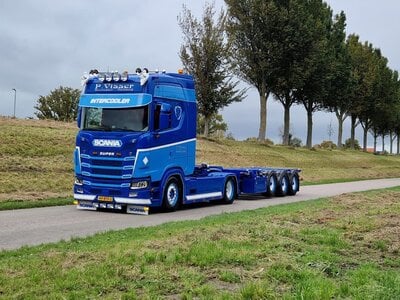 Tekno Tekno Scania Next Gen S-Highline with 3-axle container trailer +  40ft. container P. VISSER
