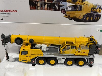TWH Collectibles TWH Grove GMK 4100L Mobile crane