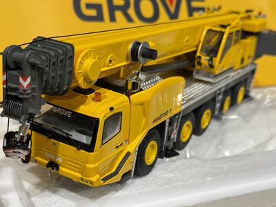 TWH Collectibles TWH Grove GMK 5110-1/ 5135 Mobile crane