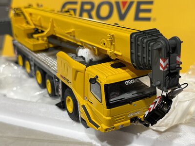TWH Collectibles TWH Grove GMK 5110-1/ 5135 Mobile crane