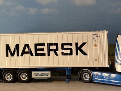 Tekno Scania S Highline with container trailer + 40ft. reefer container Hans Lubrecht