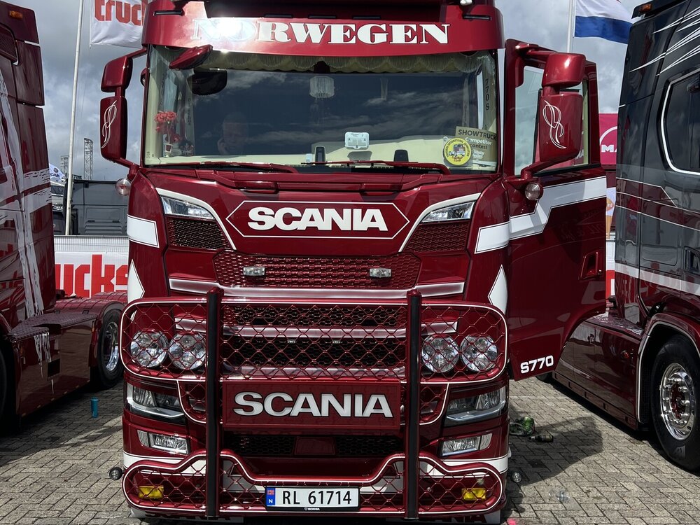 Tekno Tekno Scania Next Gen S770 6x4 THOR BJORN OSTERHUS