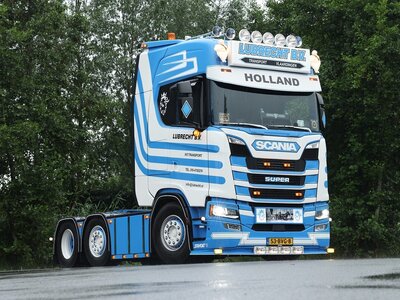 Tekno Tekno Scania Next Gen S met 40ft. reefer container HANS LUBRECHT