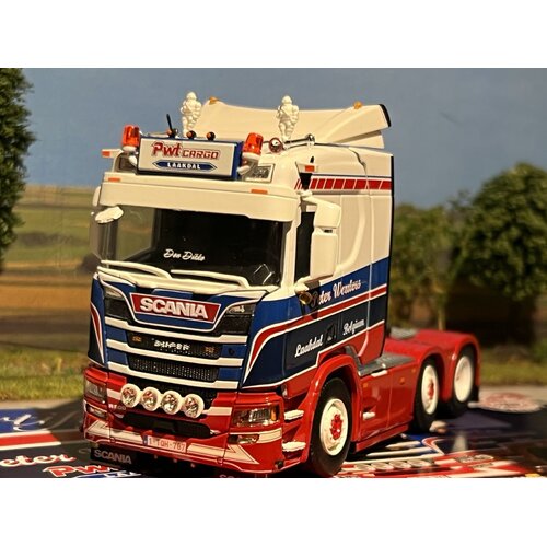 Tekno Tekno Scania Next Gen R-serie 6x2 PWT cargo