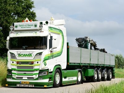Tekno Tekno Scania Next Gen R520-V8 Higline with 4-axle bricktrailer PATRICK V.D. HOEVEN