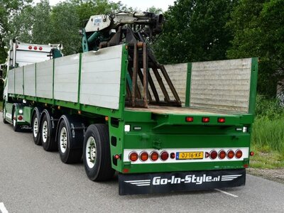 Tekno Tekno Scania Next Gen R520-V8 Higline with 4-axle bricktrailer PATRICK V.D. HOEVEN