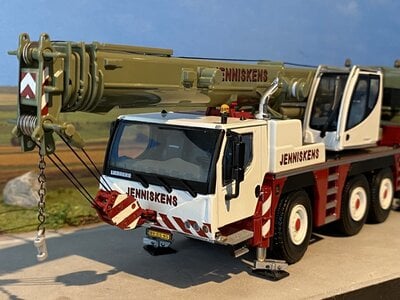WSI WSI Liebherr LTM 1050-3.1 mobile crane JENNISKENS