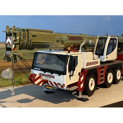 WSI WSI Liebherr LTM 1050-3.1 mobile crane JENNISKENS