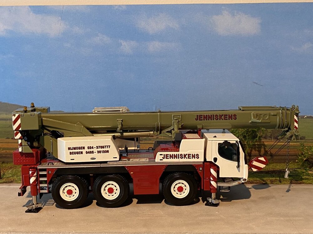 WSI WSI Liebherr LTM 1050-3.1 mobile crane JENNISKENS