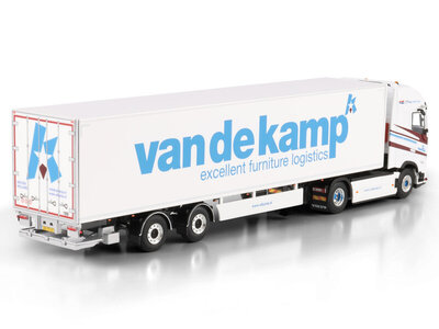 WSI WSI Volvo FH Aero Globetrotter XL 4x2 met 2-assige tridec box trailer VAN DE KAMP
