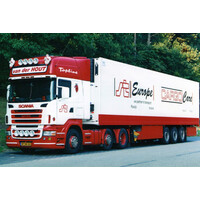WSI Scania 4-serie Topline 4x2 with 3-axle reefer trailer VAN DER HOUT