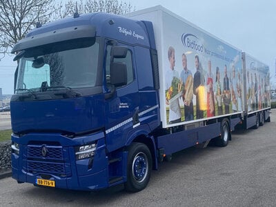 WSI WSI Renault T Evo 4x2 motorwagen met 2-as aanhanger BIDFOOD