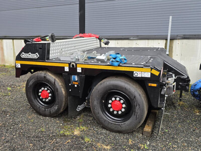 WSI WSI Scania R Highline 8x4 with add on axle + 4-axle lowloader + 2-axle dolly BERGEN