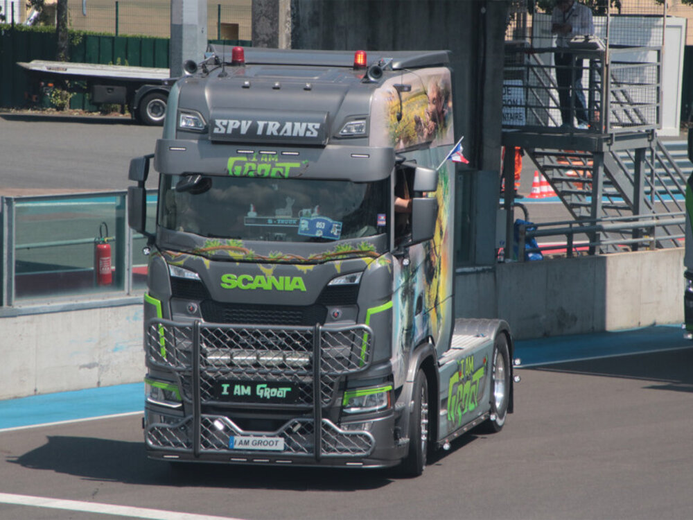WSI WSI Scania S Highline 4x2 SPV TRANS "I AM GROOT"