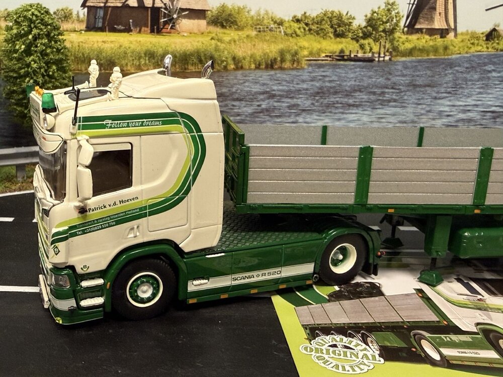 Tekno Tekno Scania Next Gen R520-V8 Higline with 4-axle bricktrailer PATRICK V.D. HOEVEN