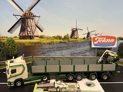 Tekno Tekno Scania Next Gen R520-V8 Higline with 4-axle bricktrailer PATRICK V.D. HOEVEN
