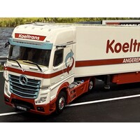 WSI Mercedes Actros MP5 Giga Space 4x2 with 3-axle reefer trailer KOELTRANS ANGEREN BV