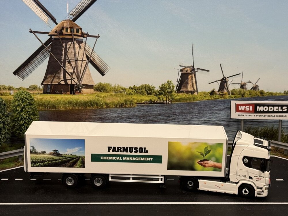 WSI WSI Scania R Highline 4x2 met 2-as box oplegger RIKSEN ARNHEM