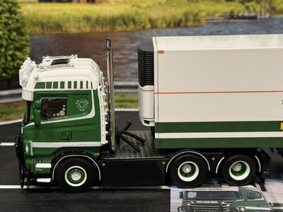 WSI WSI Scania R6 Highline  6x2 with 3-axle reefer trailer PAUL IMMING