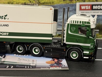 WSI WSI Scania R6 Highline  6x2 with 3-axle reefer trailer PAUL IMMING