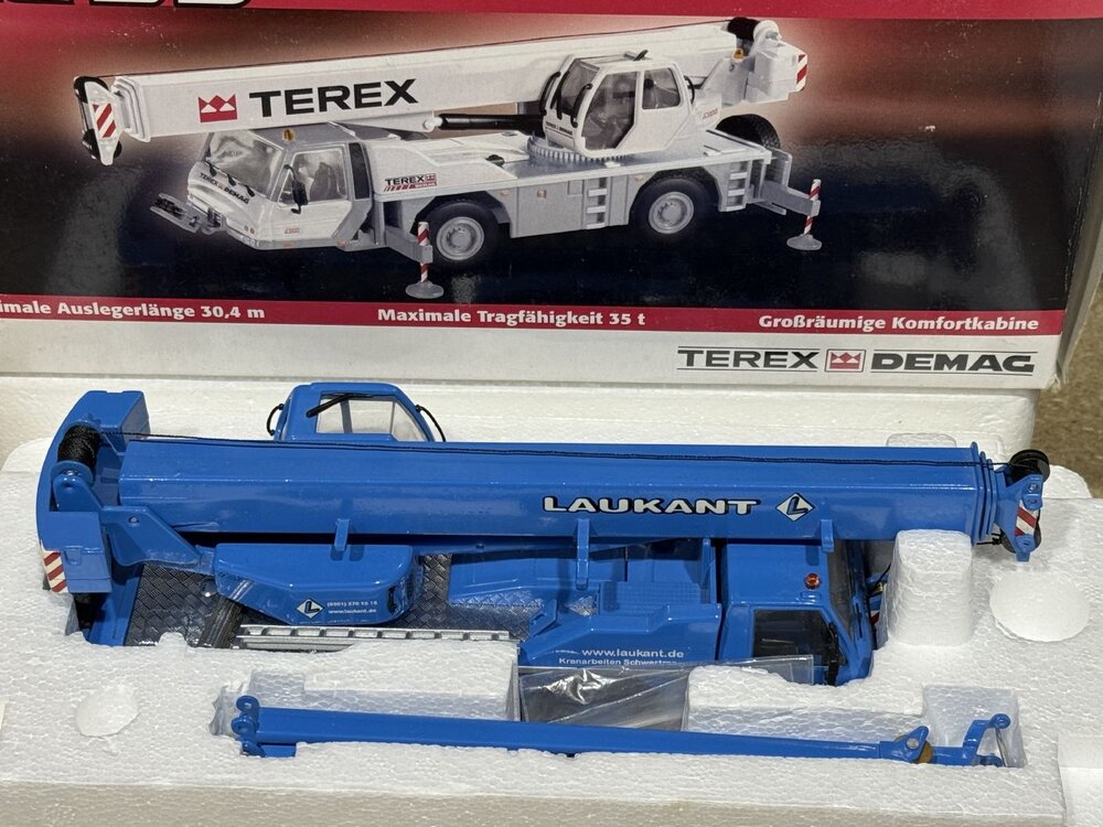 NZG NZG Terex Demag AC35 city crane LAUKANT