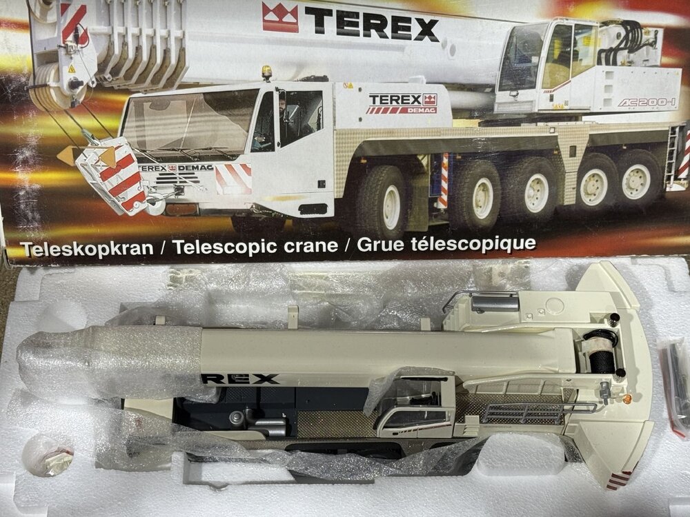NZG NZG Terex-Demag AC200-1 Mobile crane