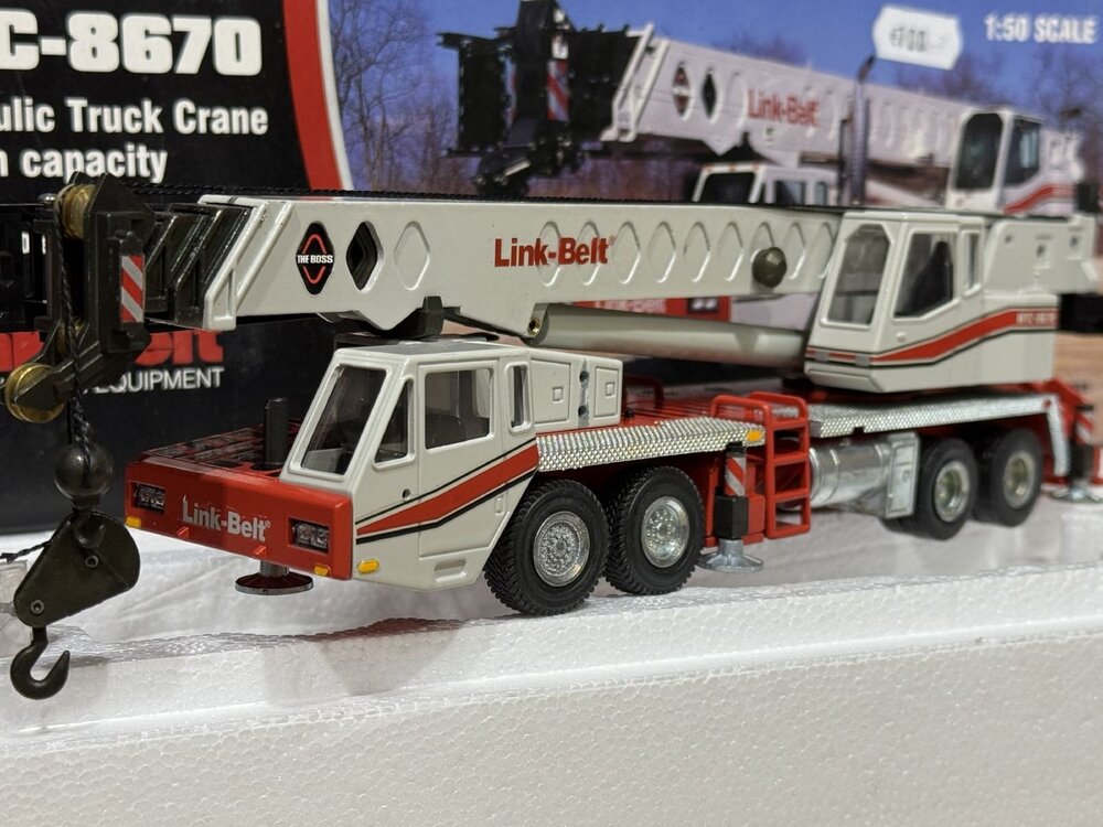 NZG NZG Link Belt HTC 8670 70-ton Mobile crane