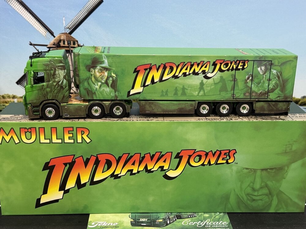 Tekno Tekno Scania Next Gen 660S Highline met 3-assige koeloplegger MULLER "INDIANA JONES"