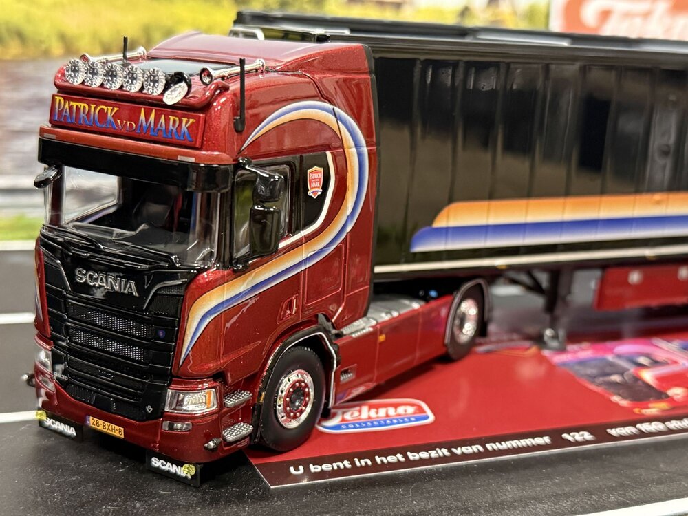 Tekno Tekno Scania NGR Highline 4x2 met 3-assige walkingfloor oplegger PATRICK VAN DER MARK