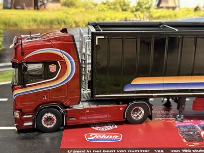 Tekno Tekno Scania NGR Highline 4x2 met 3-assige walkingfloor oplegger PATRICK VAN DER MARK