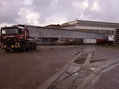 Mammoet store WSI Terberg F2000 8x4 VAN SEUMEREN