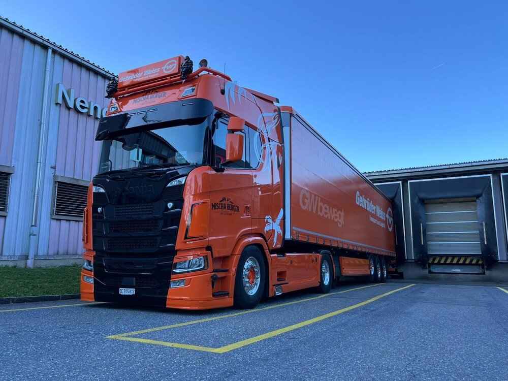 Tekno Tekno Scania NGS Highline 4x2 met 3-assige tautliner BERGER TRANSPORTE