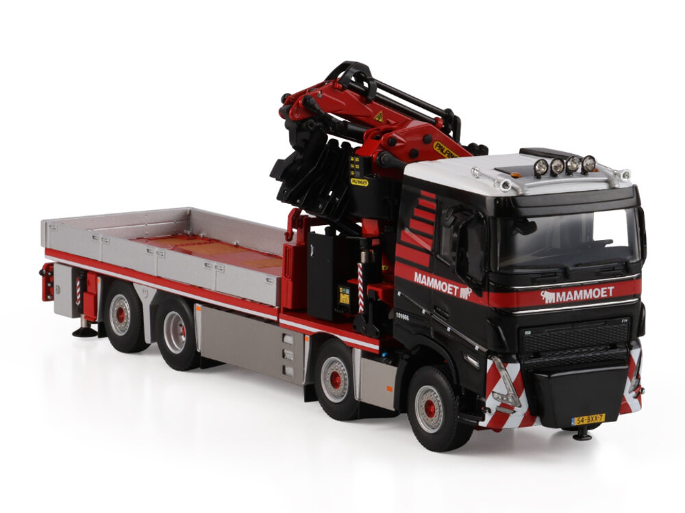 Mammoet store WSI Volvo FH05 8x2 + Palfinger load Crane MAMMOET