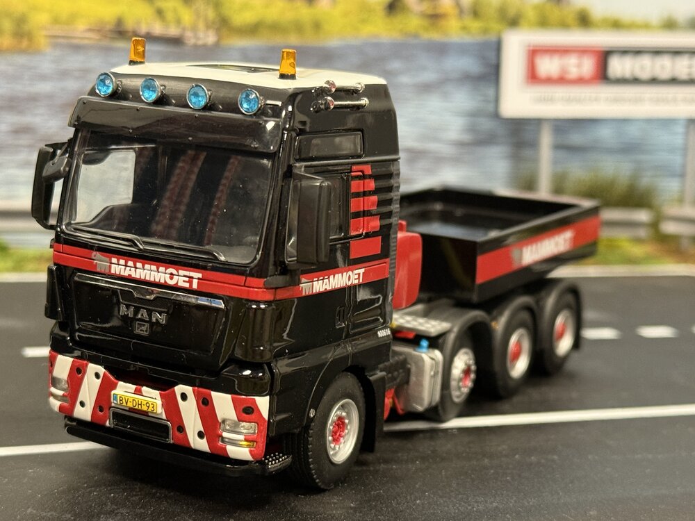 Mammoet store WSI MAN TGX XXL 4-axle MAMMOET