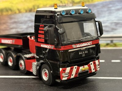 Mammoet store WSI MAN TGX XXL 4-axle MAMMOET